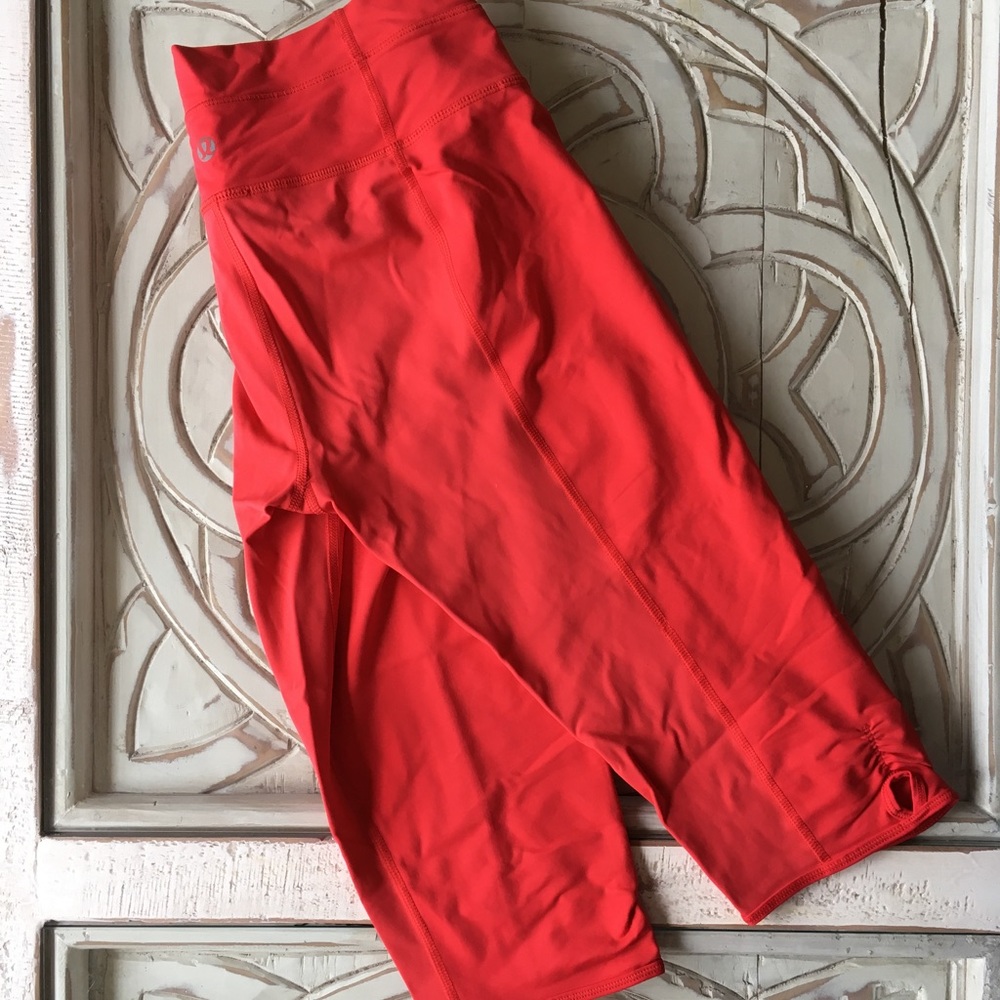 LuluLemon Yoga Capri Pant